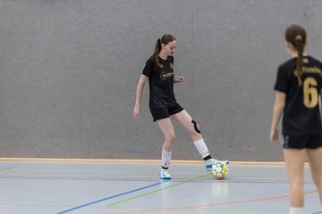 Bild 2 - wBJ Futsalmeisterschaft Vorrunde